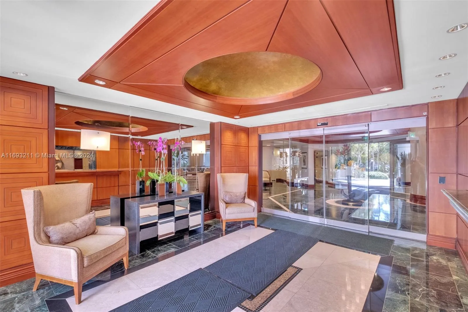 Aventura, Florida 33180, United States, 3 Bedrooms Bedrooms, ,4 BathroomsBathrooms,Residential,Active,32835