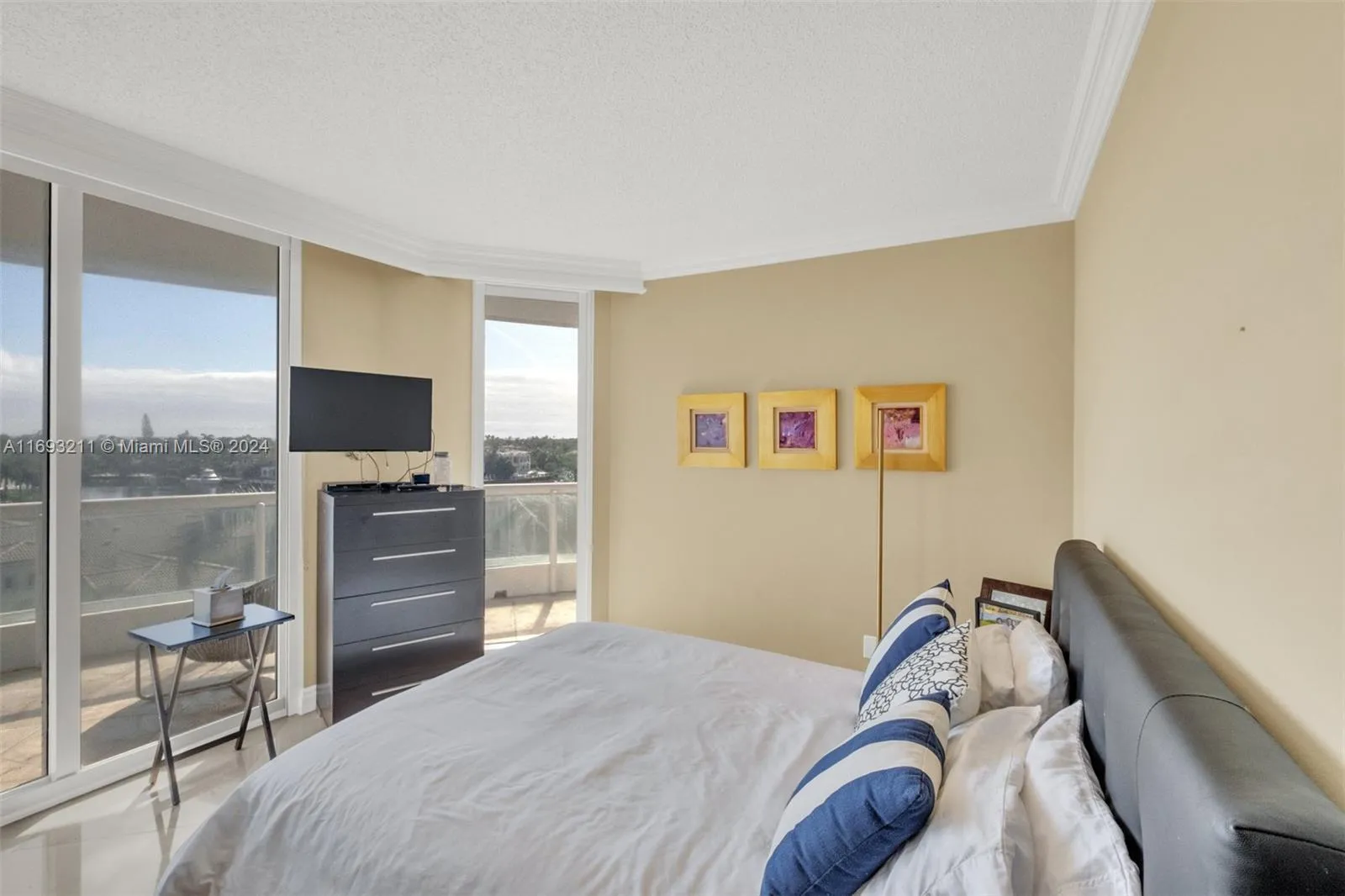 Aventura, Florida 33180, United States, 3 Bedrooms Bedrooms, ,4 BathroomsBathrooms,Residential,Active,32835