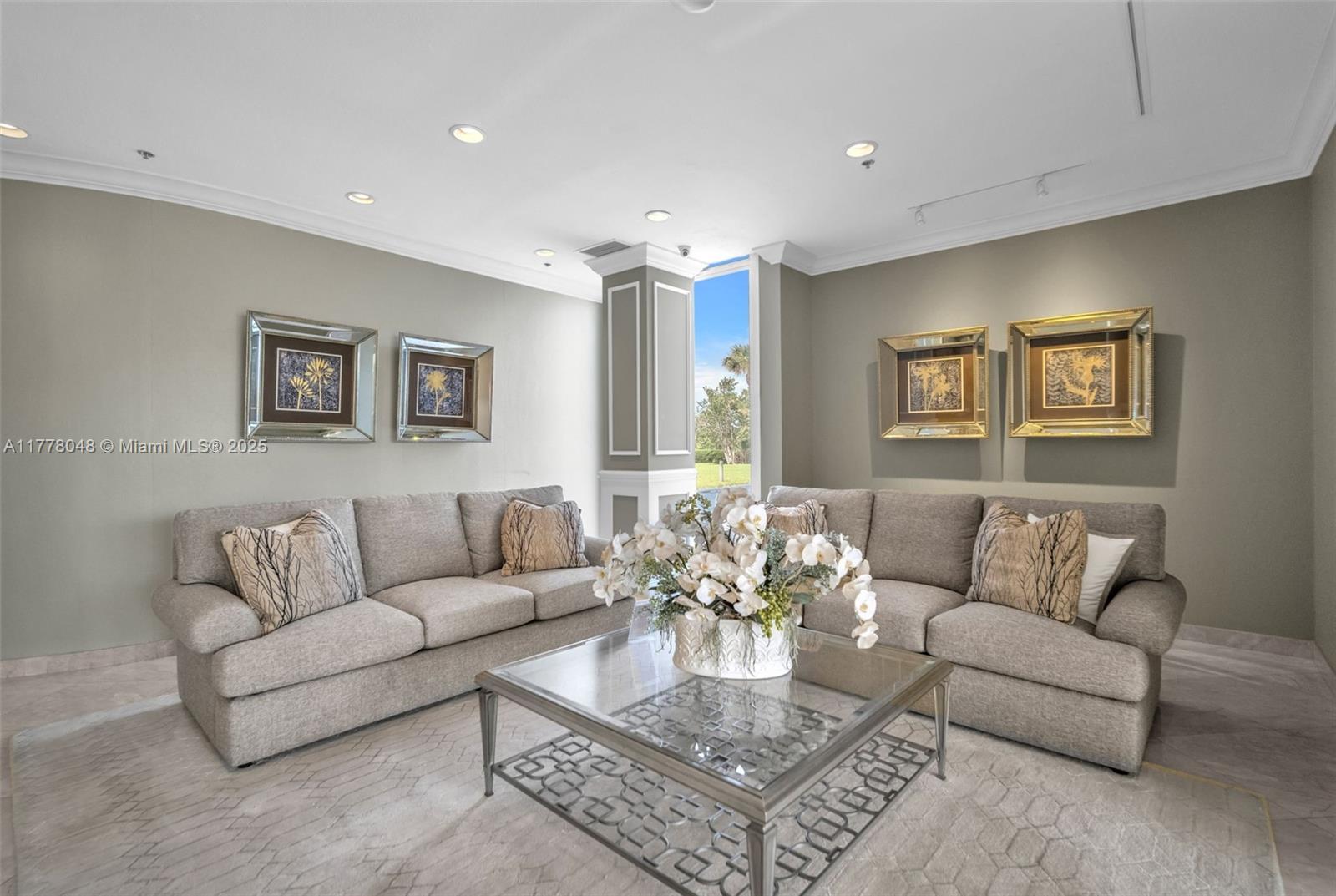 WATER GLADES CONDO - Residential