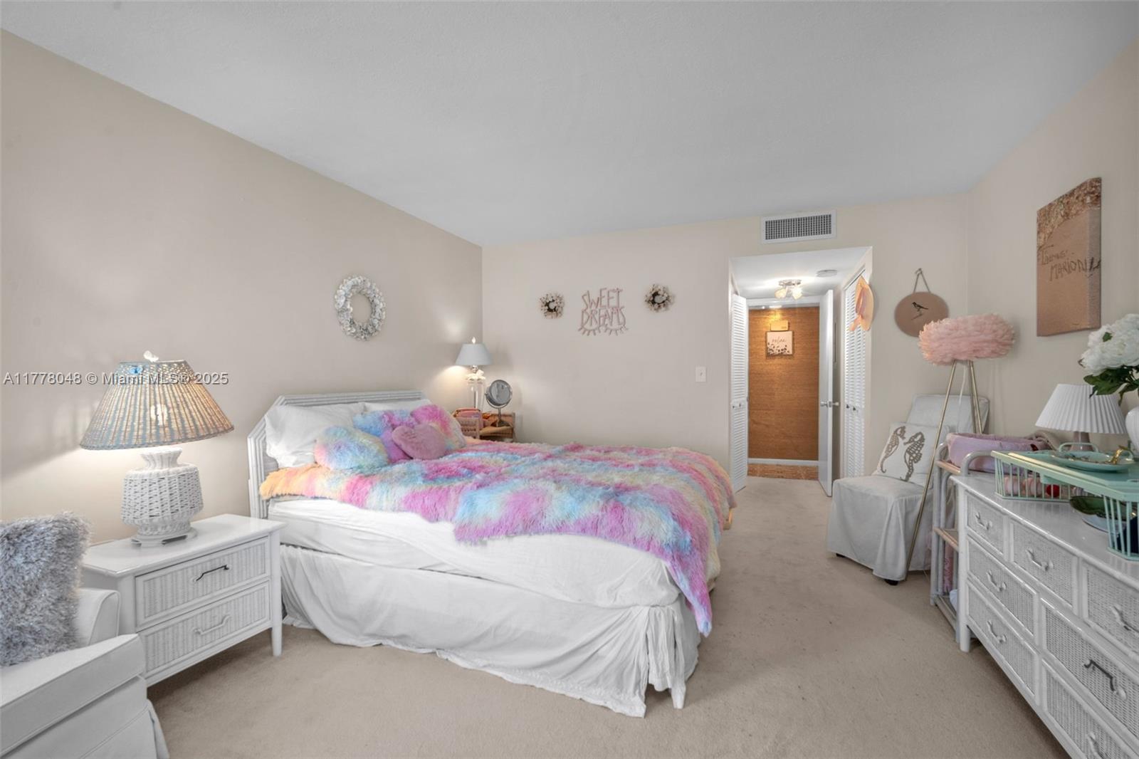 WATER GLADES CONDO - Residential