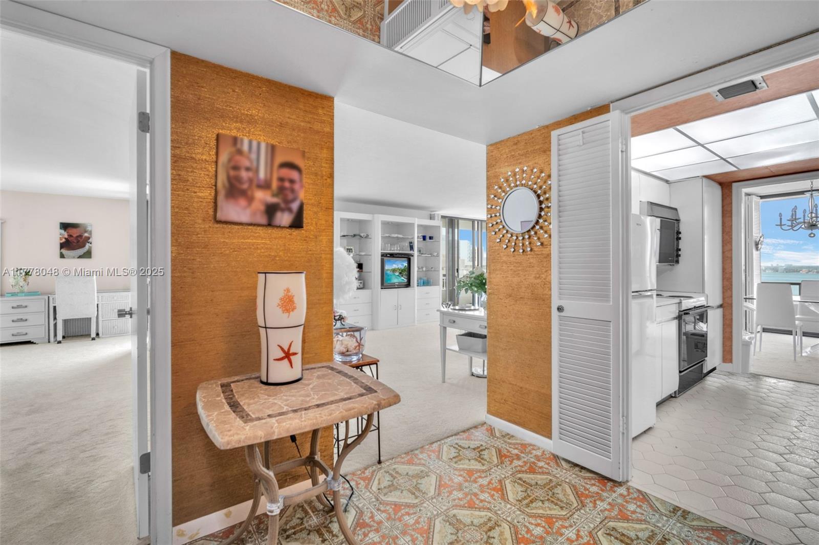 WATER GLADES CONDO - Residential