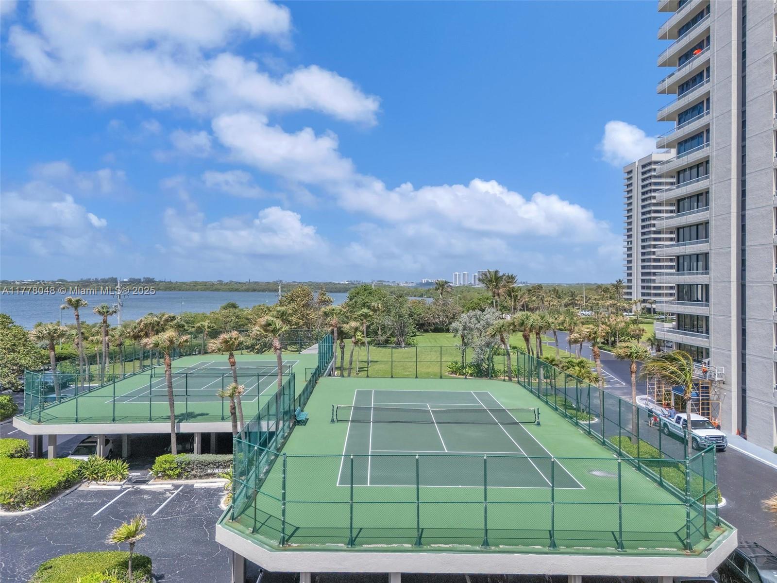 WATER GLADES CONDO - Residential