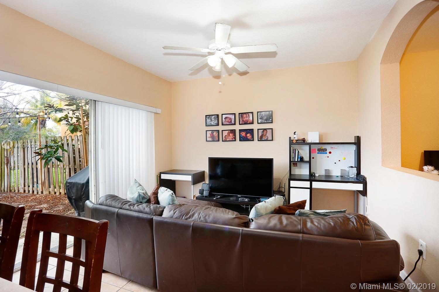 SANTA BARBARA 1ST ADDN - Residential