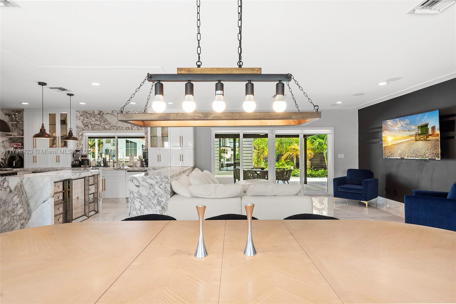 EASTERN SHORES - Residential