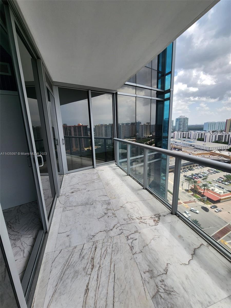 JADE OCEAN CONDO - Residential