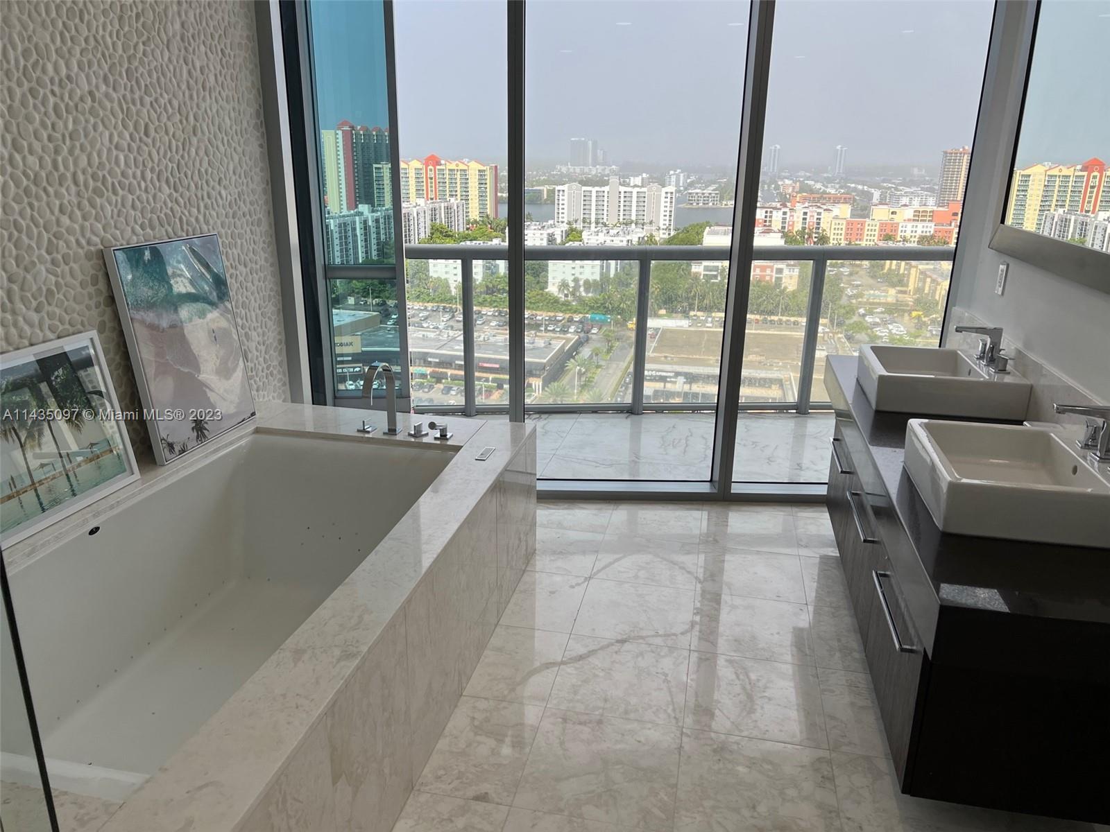 JADE OCEAN CONDO - Residential