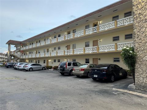 A home in Lauderdale Lakes