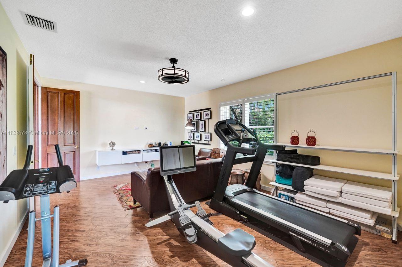 Weston Hills Country Club - Residential