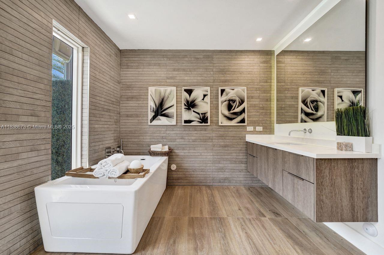 Weston Hills Country Club - Residential