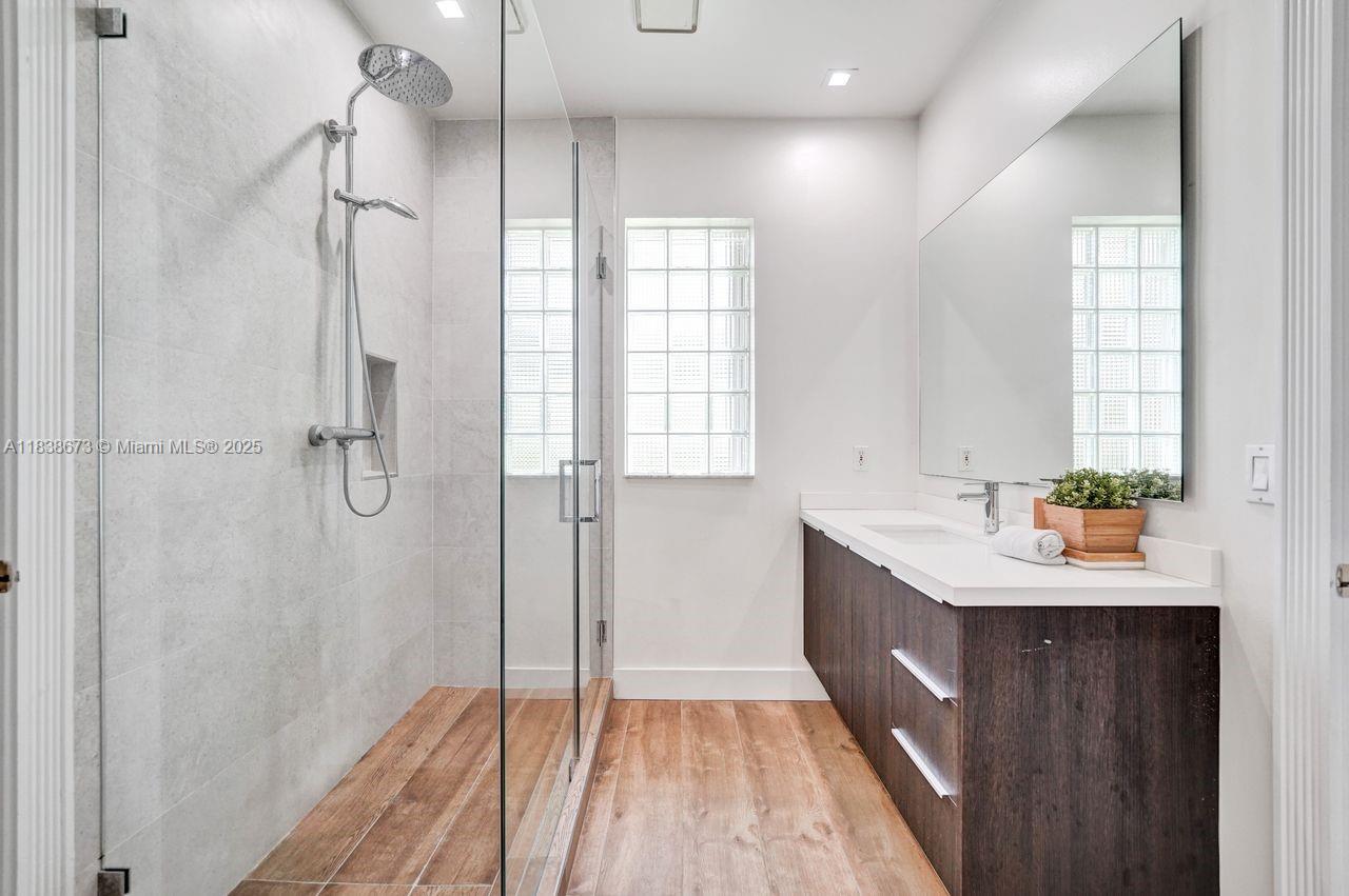 Weston Hills Country Club - Residential