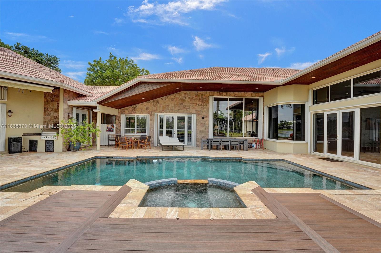 Weston Hills Country Club - Residential