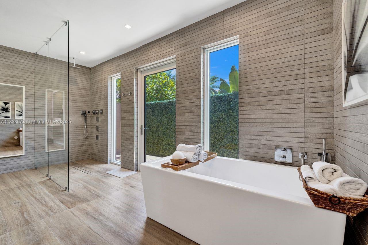 Weston Hills Country Club - Residential