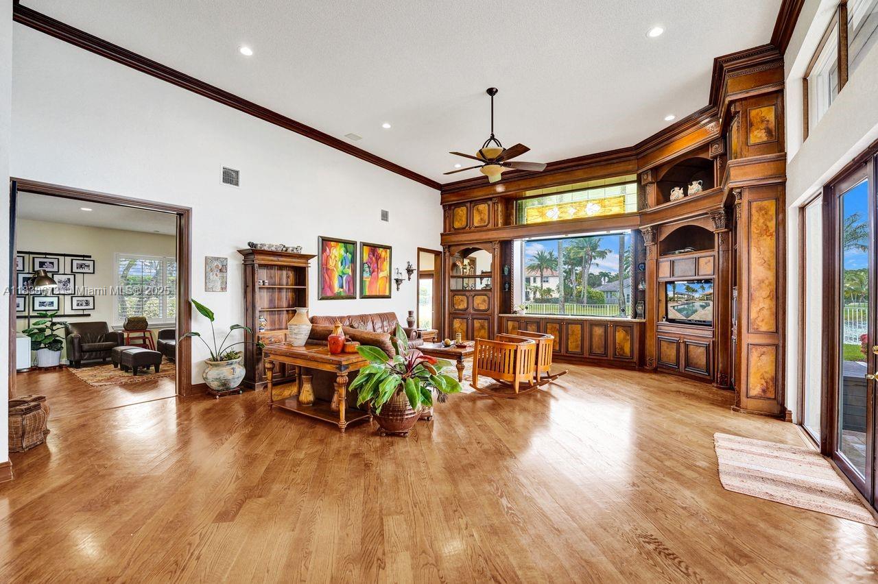 Weston Hills Country Club - Residential