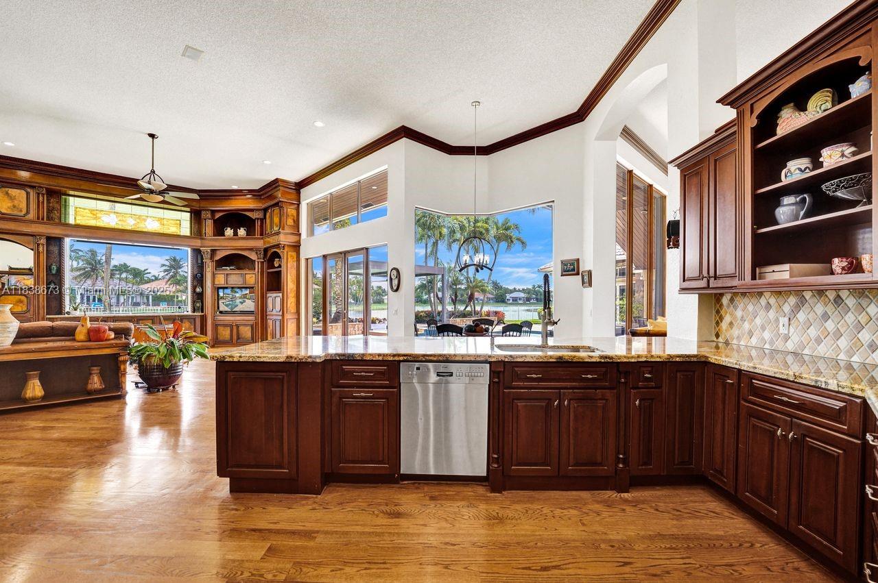 Weston Hills Country Club - Residential