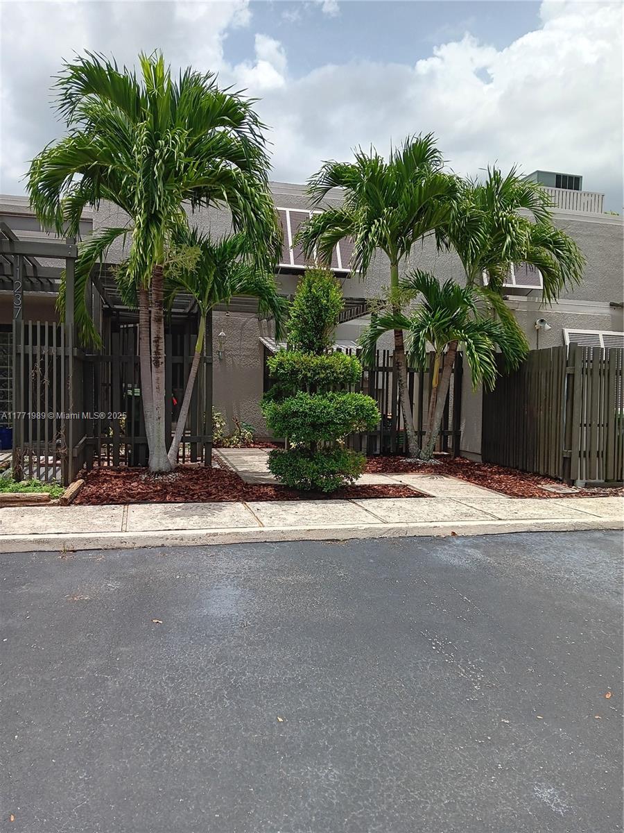 Property for Sale at 11233 Nw 15th Pl, Pembroke Pines, Miami-Dade County, Florida - Bedrooms: 3 
Bathrooms: 3  - $479,974