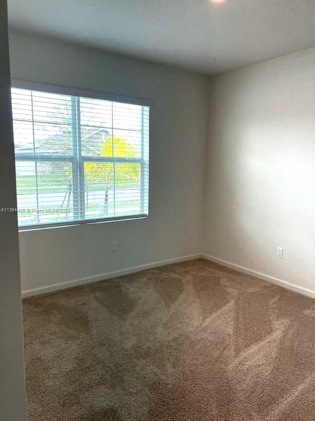 CREEKSIDE PLAT NO. 4 - Residential Lease