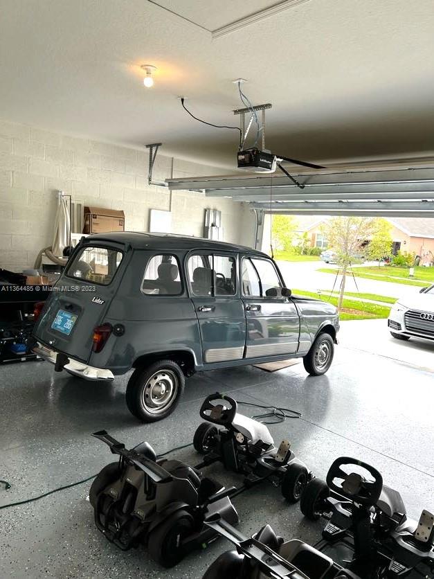 CREEKSIDE PLAT NO. 4 - Residential Lease