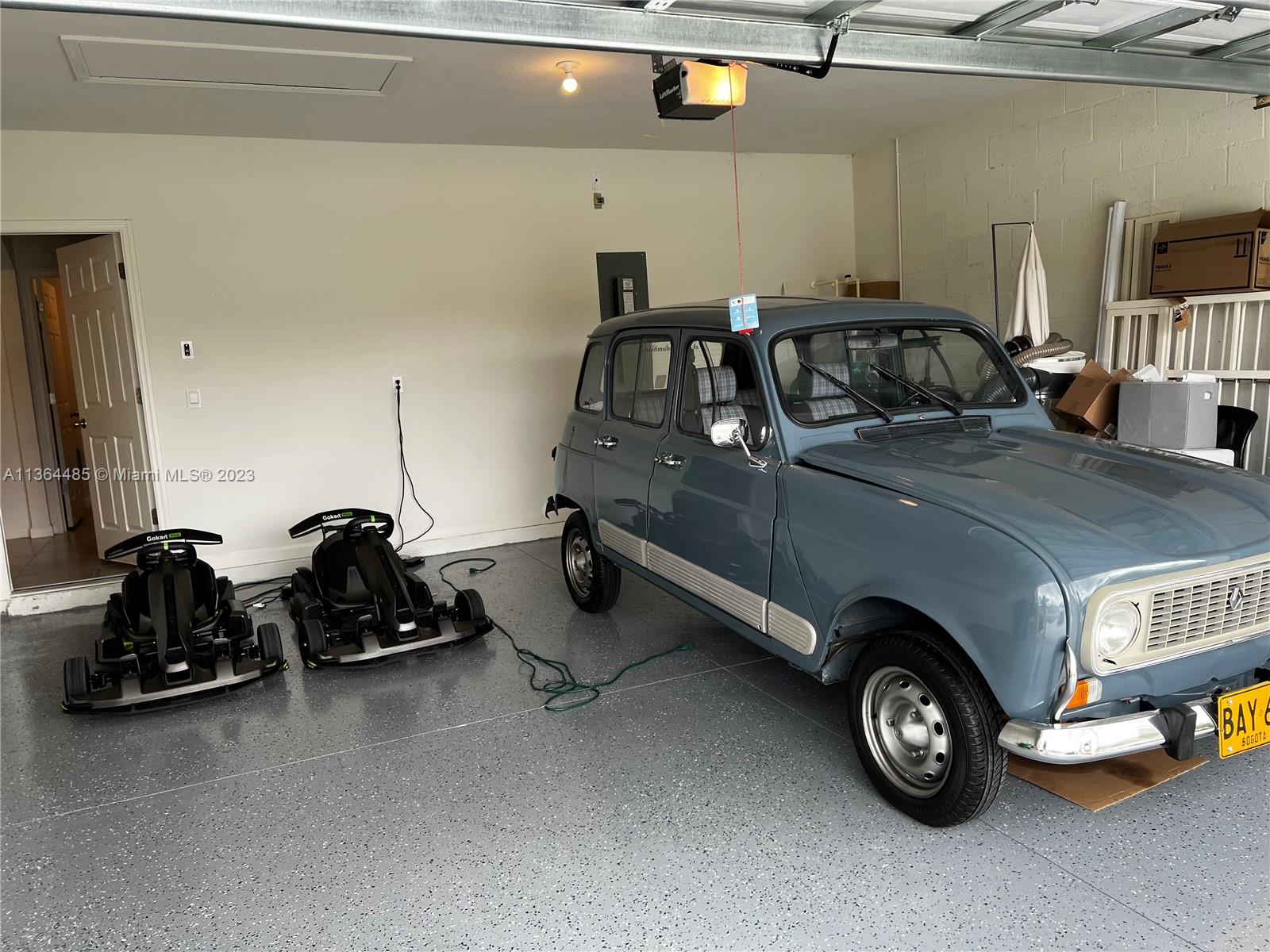 CREEKSIDE PLAT NO. 4 - Residential Lease