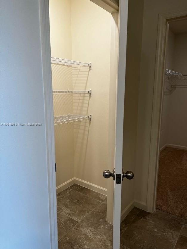 CREEKSIDE PLAT NO. 4 - Residential Lease