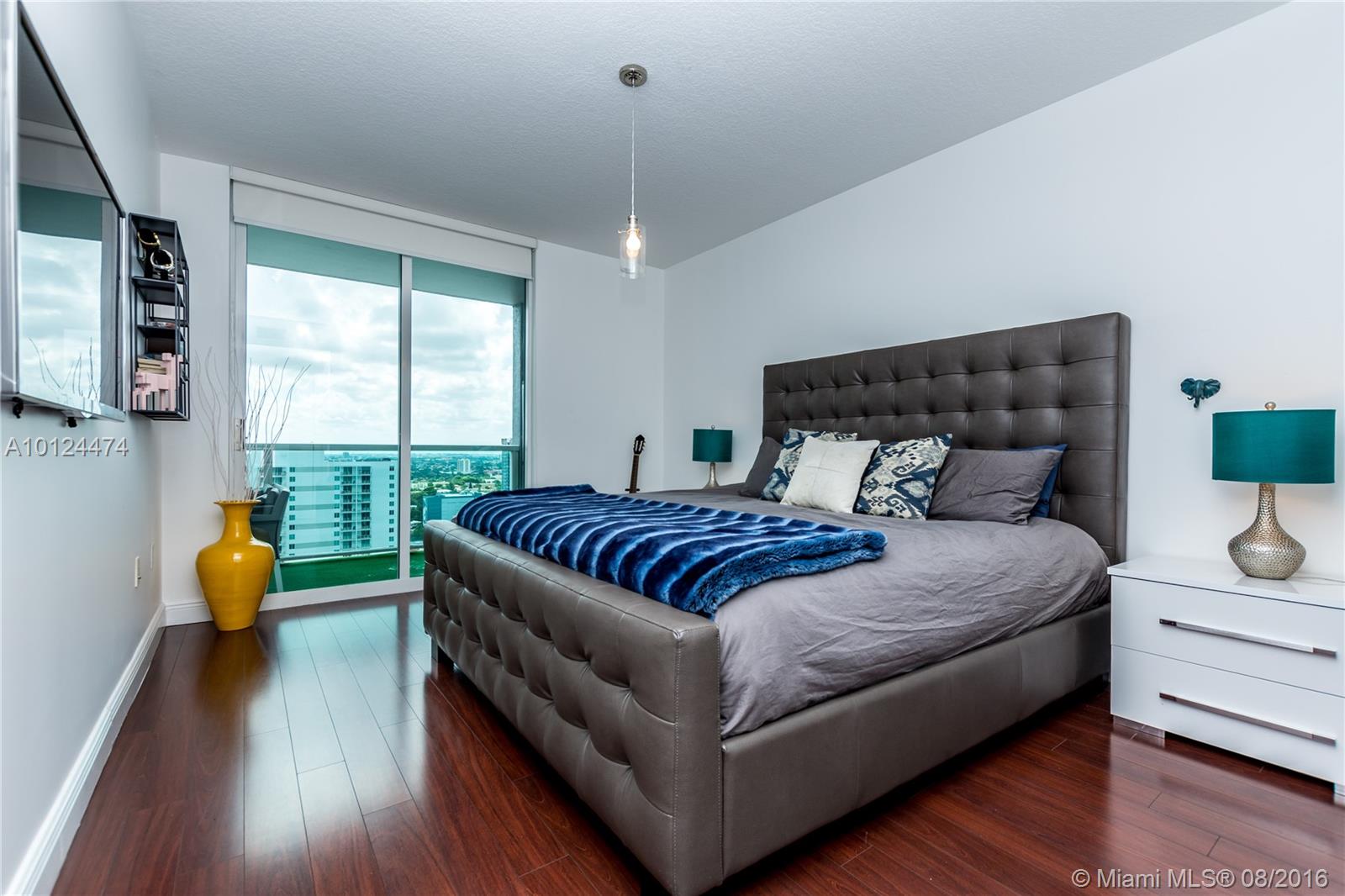 Vue/Brickell - Residential Lease