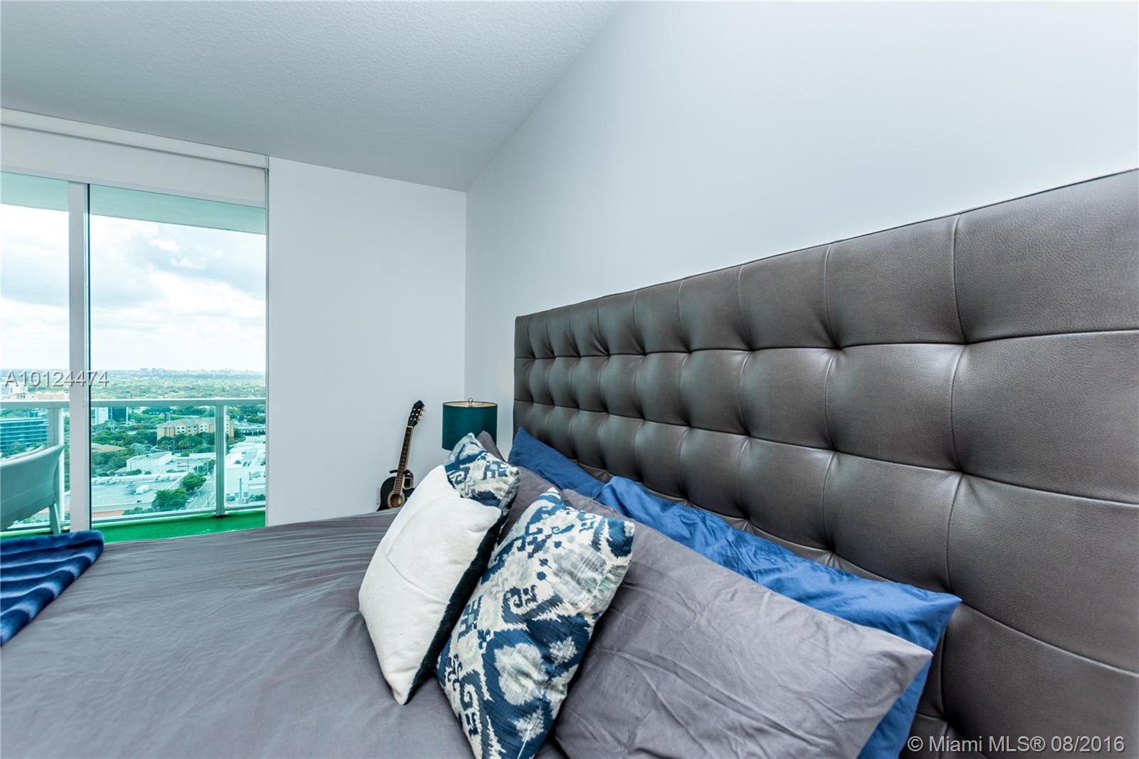 Vue/Brickell - Residential Lease