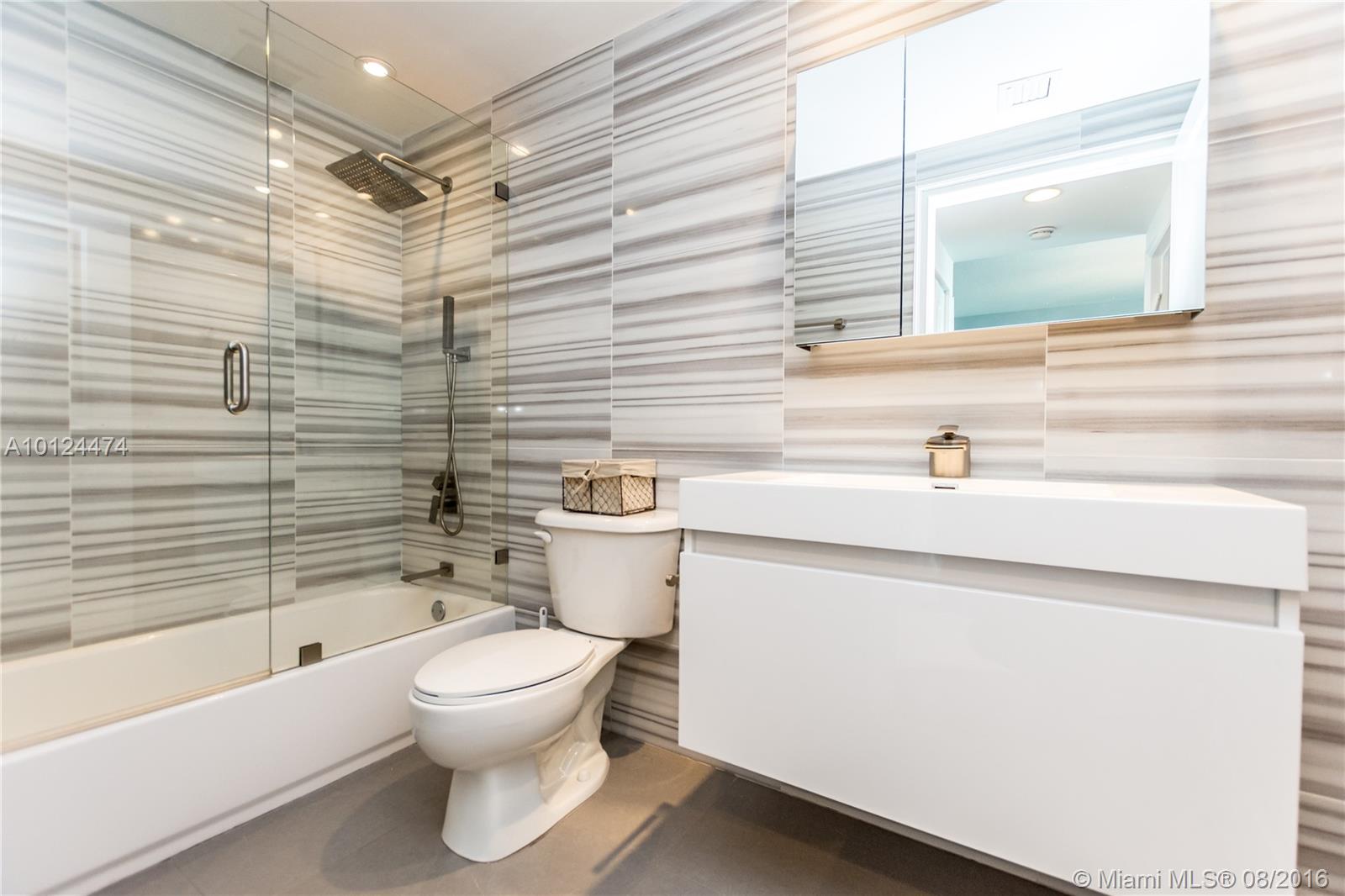 Vue/Brickell - Residential Lease