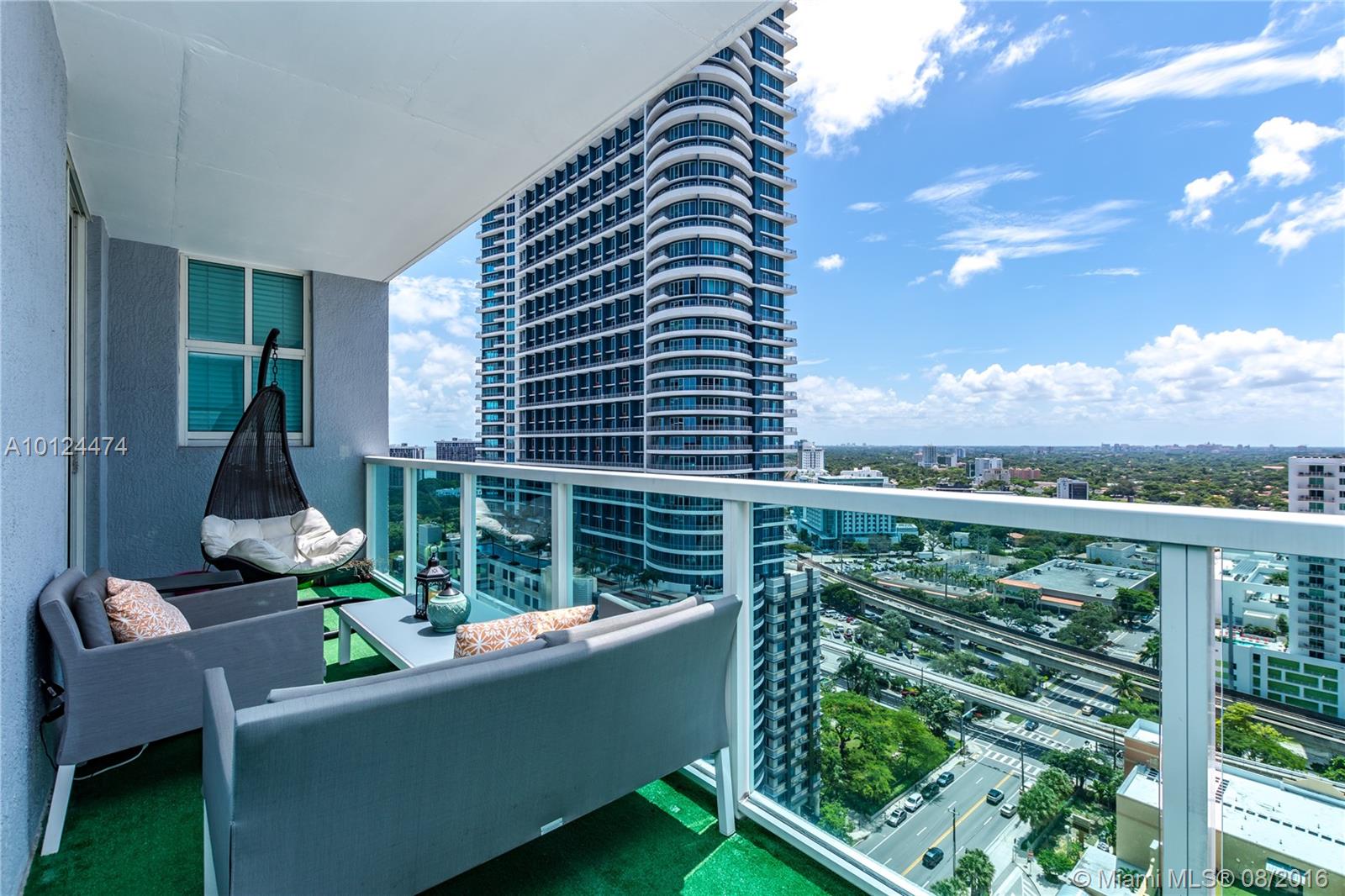 Vue/Brickell - Residential Lease