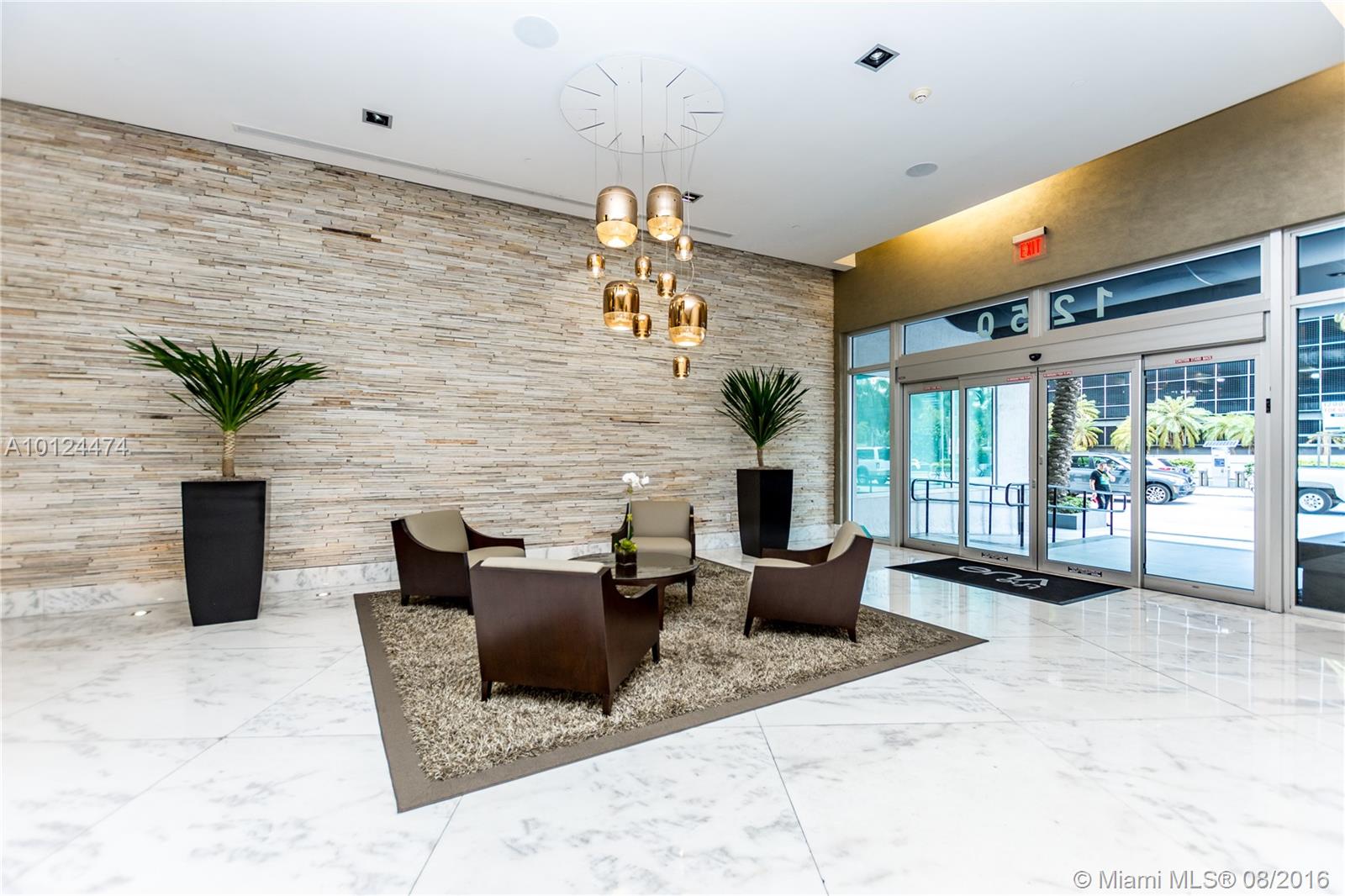 Vue/Brickell - Residential Lease