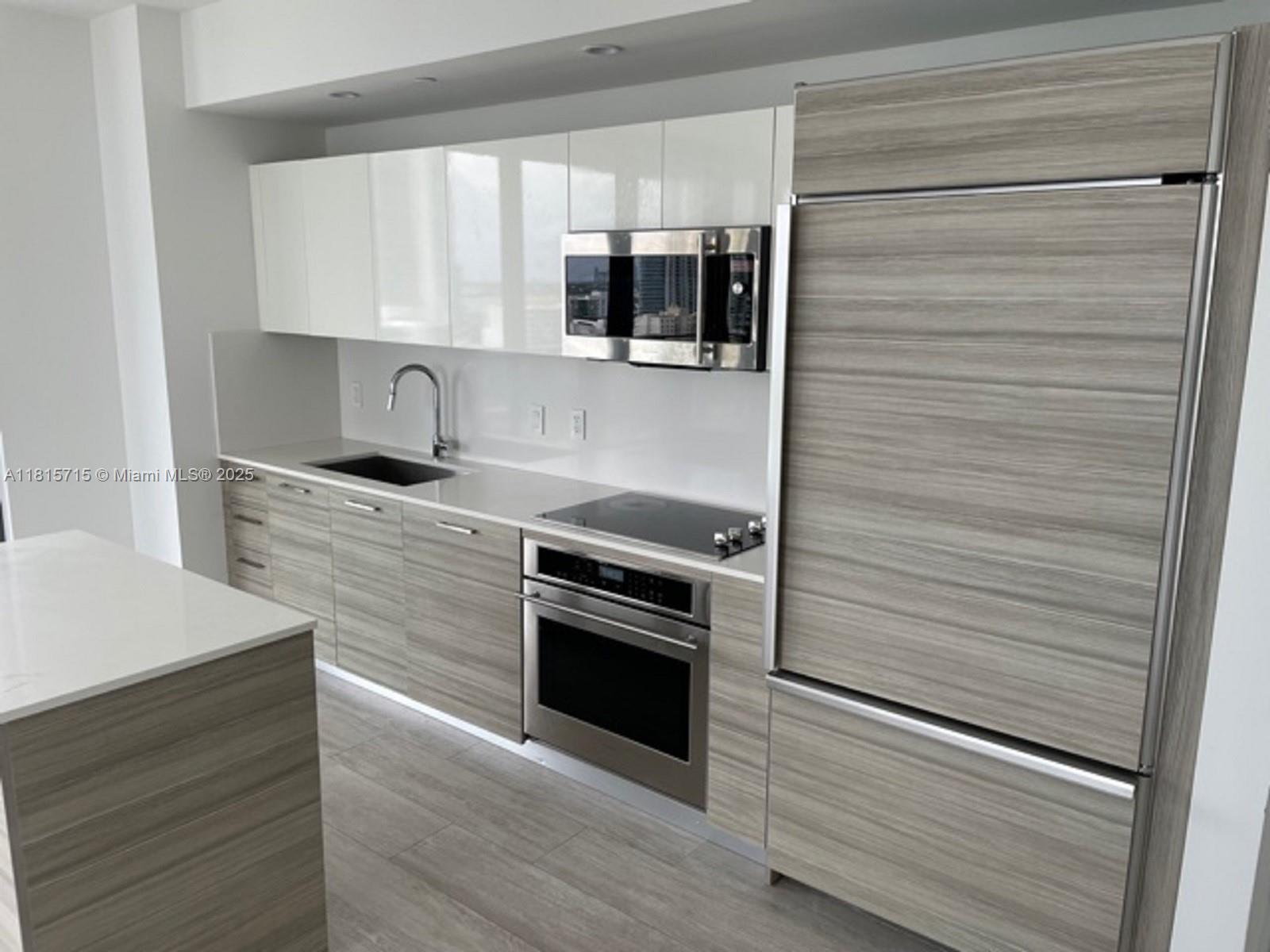 Hyde Midtown - Residential