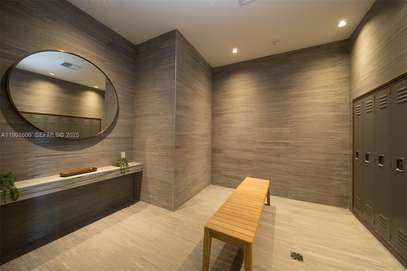 BRICKELL HEIGHTS EAST CON - Residential