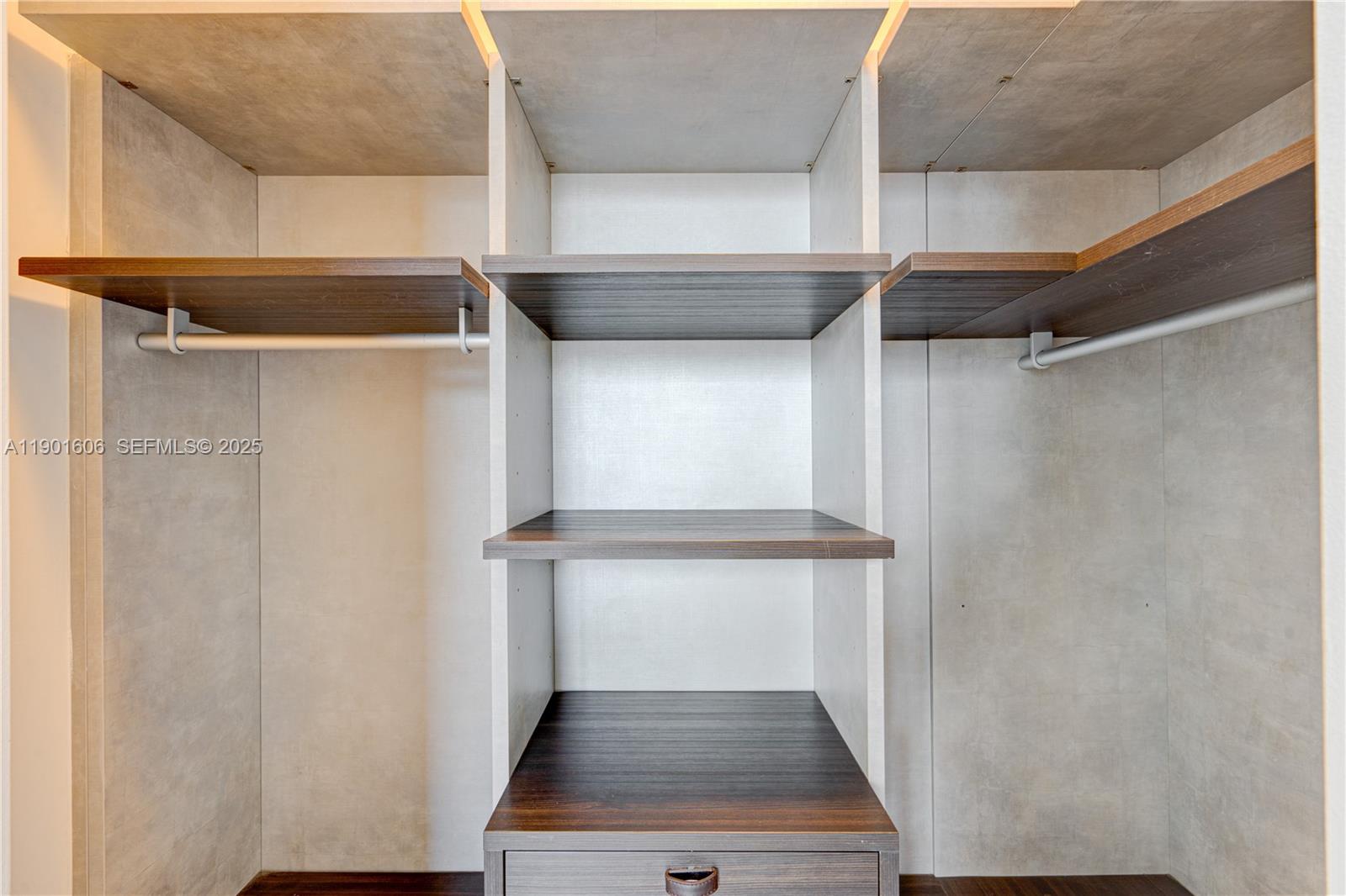 BRICKELL HEIGHTS EAST CON - Residential