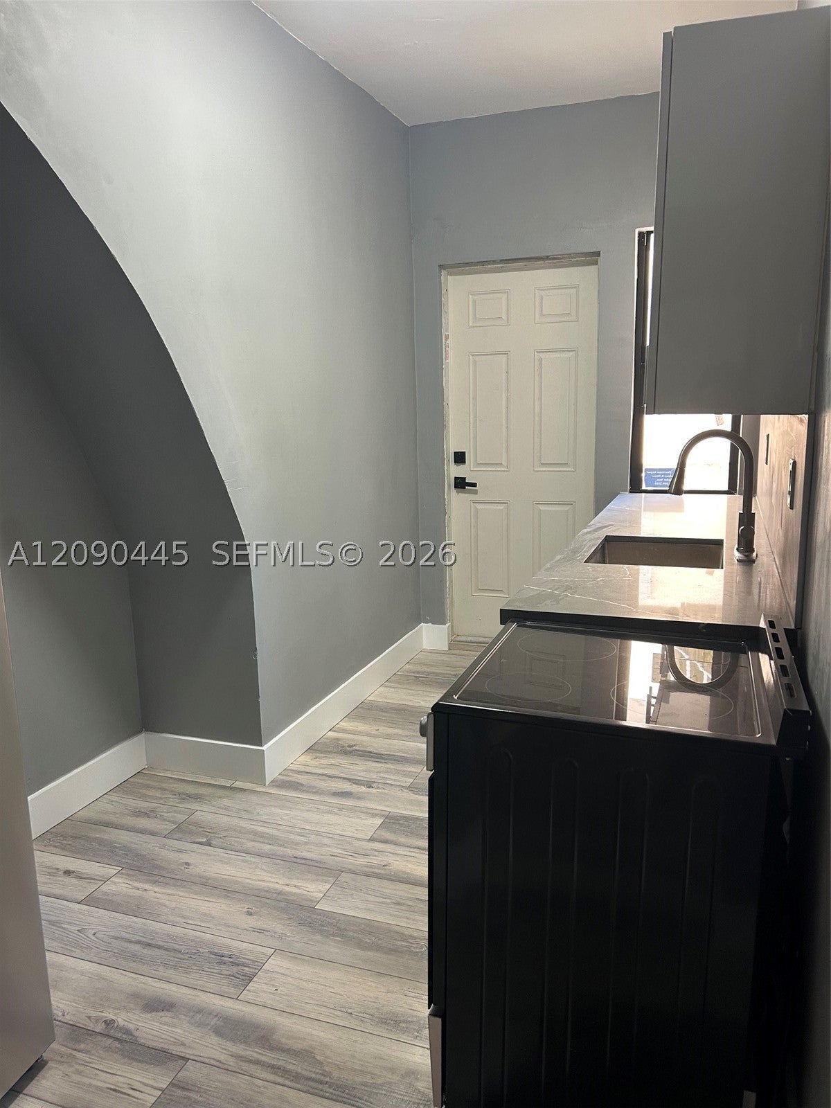 7734 Byron Ave 6