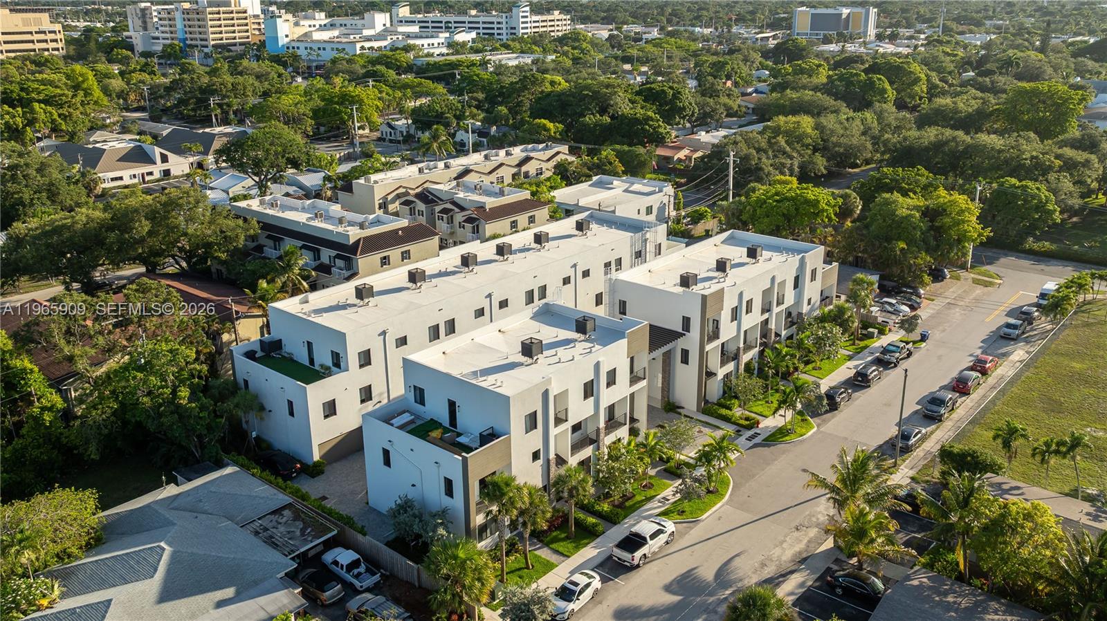 CROISSANT PARK - Residential