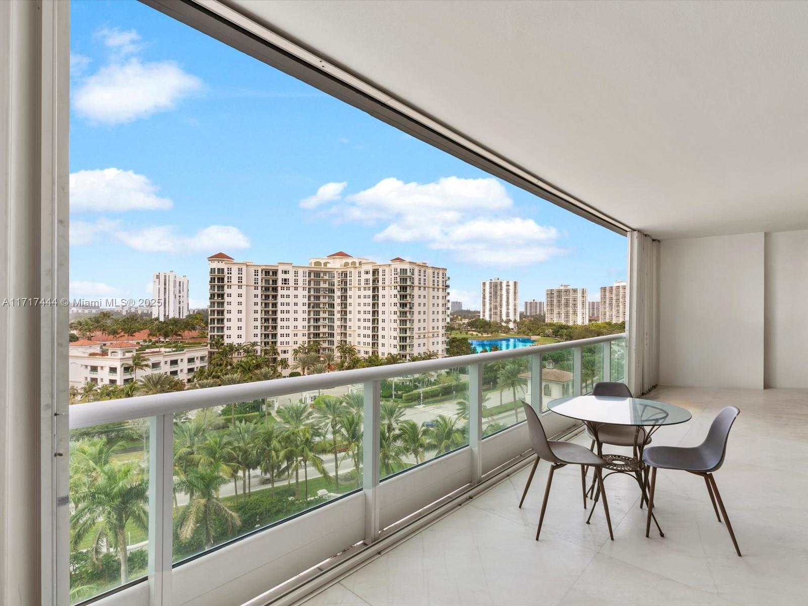 TOWERS OF PORTO VITA-SOUT - Residential