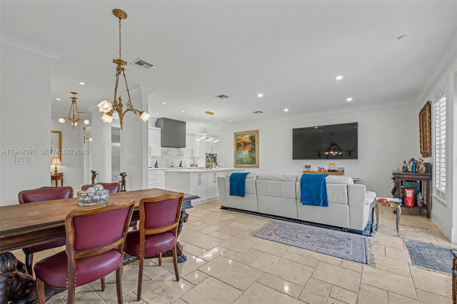 PINECREST COTTAGE VILLAS - Residential