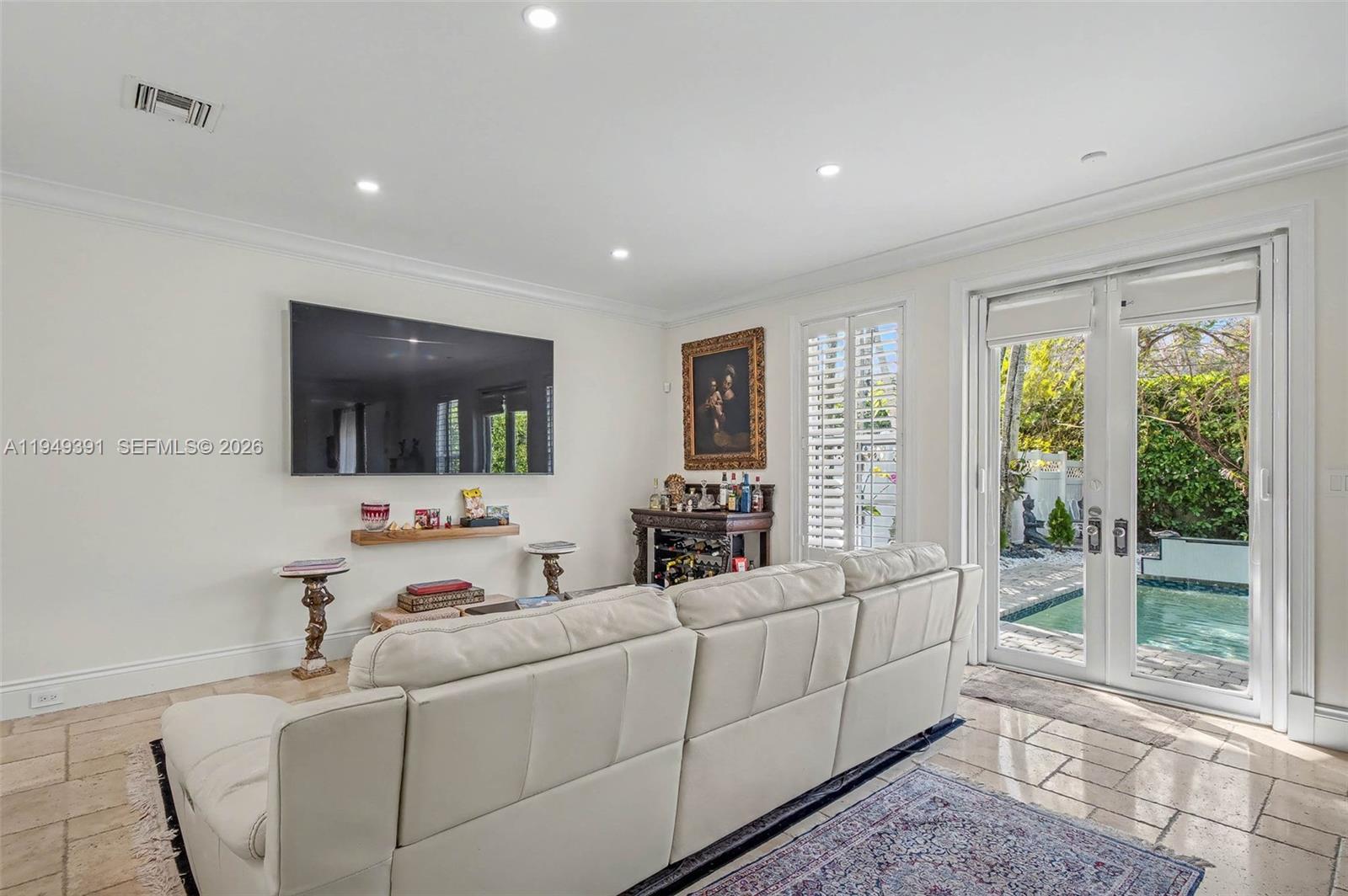 PINECREST COTTAGE VILLAS - Residential