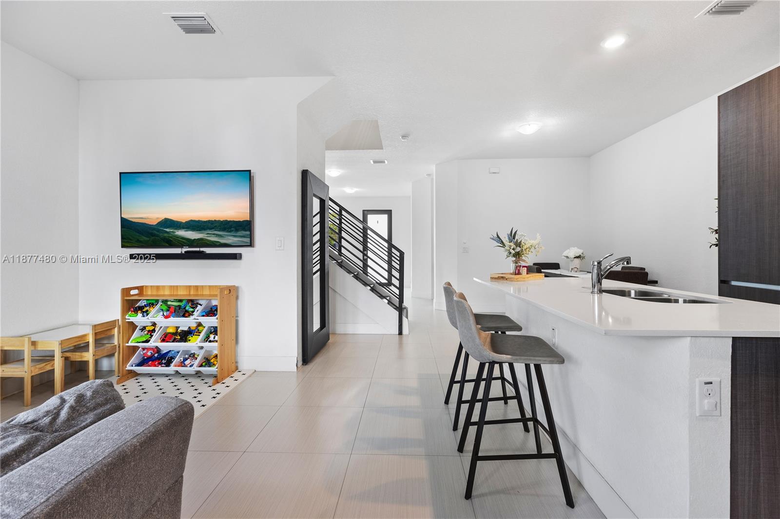 CENTURY PARK PLACE - Residential