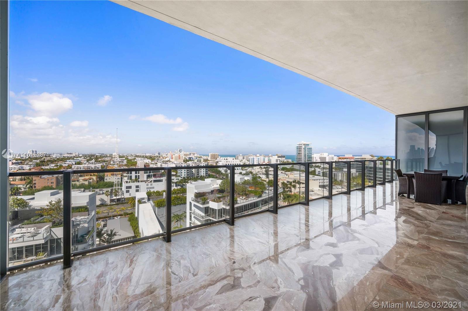 APOGEE CONDO - Residential