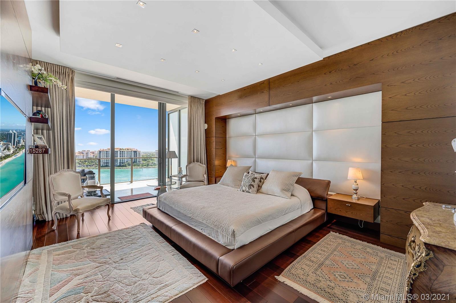 APOGEE CONDO - Residential