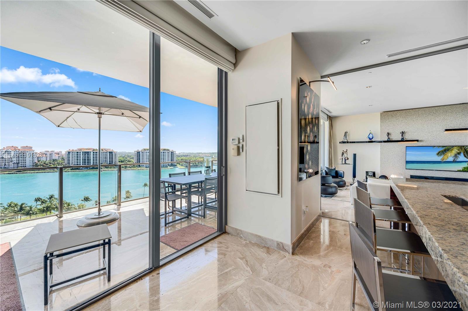 APOGEE CONDO - Residential