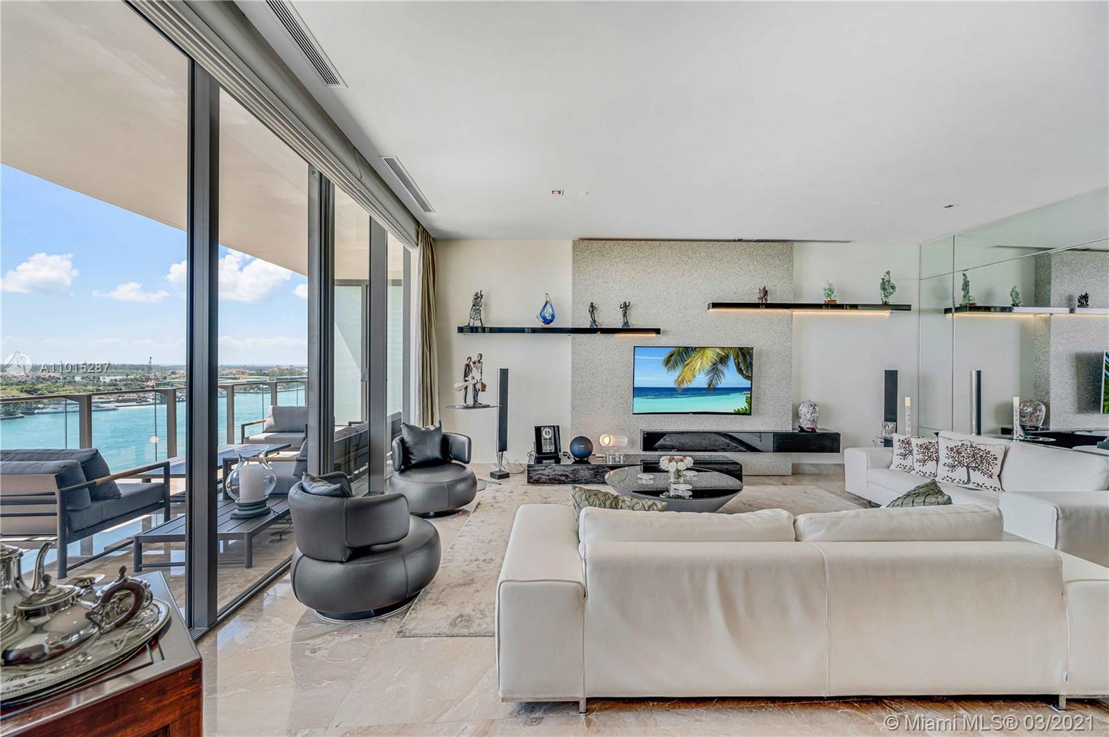 APOGEE CONDO - Residential