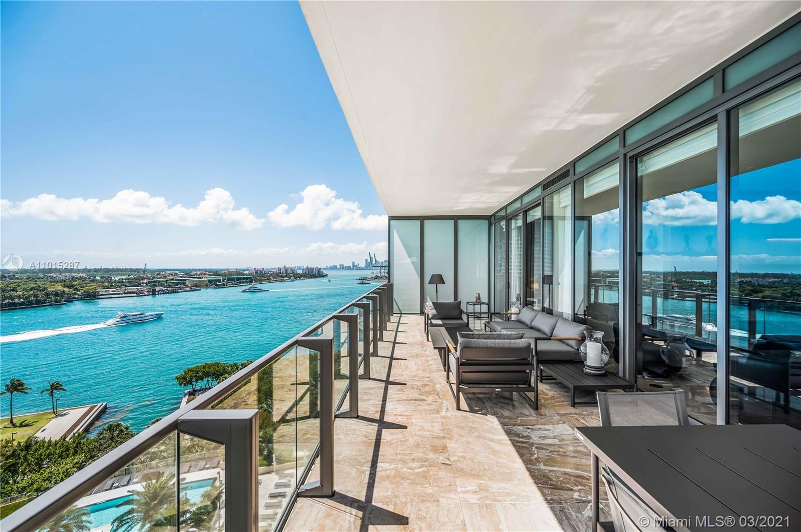 APOGEE CONDO - Residential