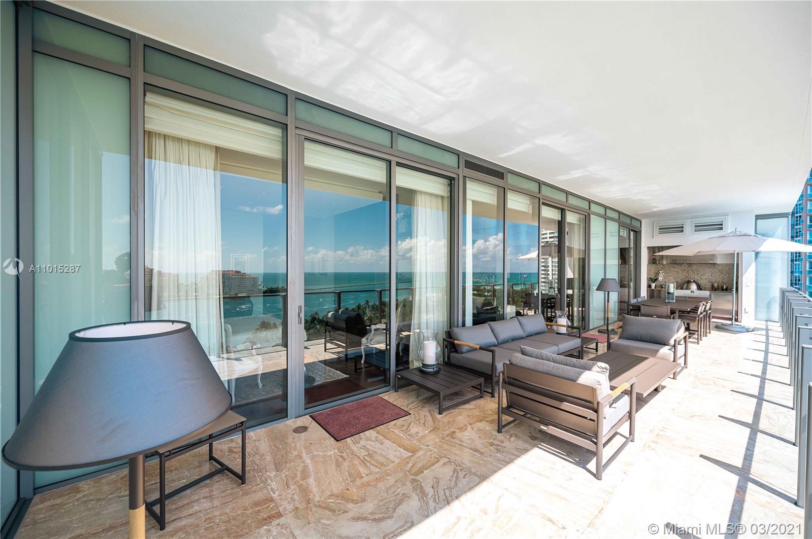 APOGEE CONDO - Residential