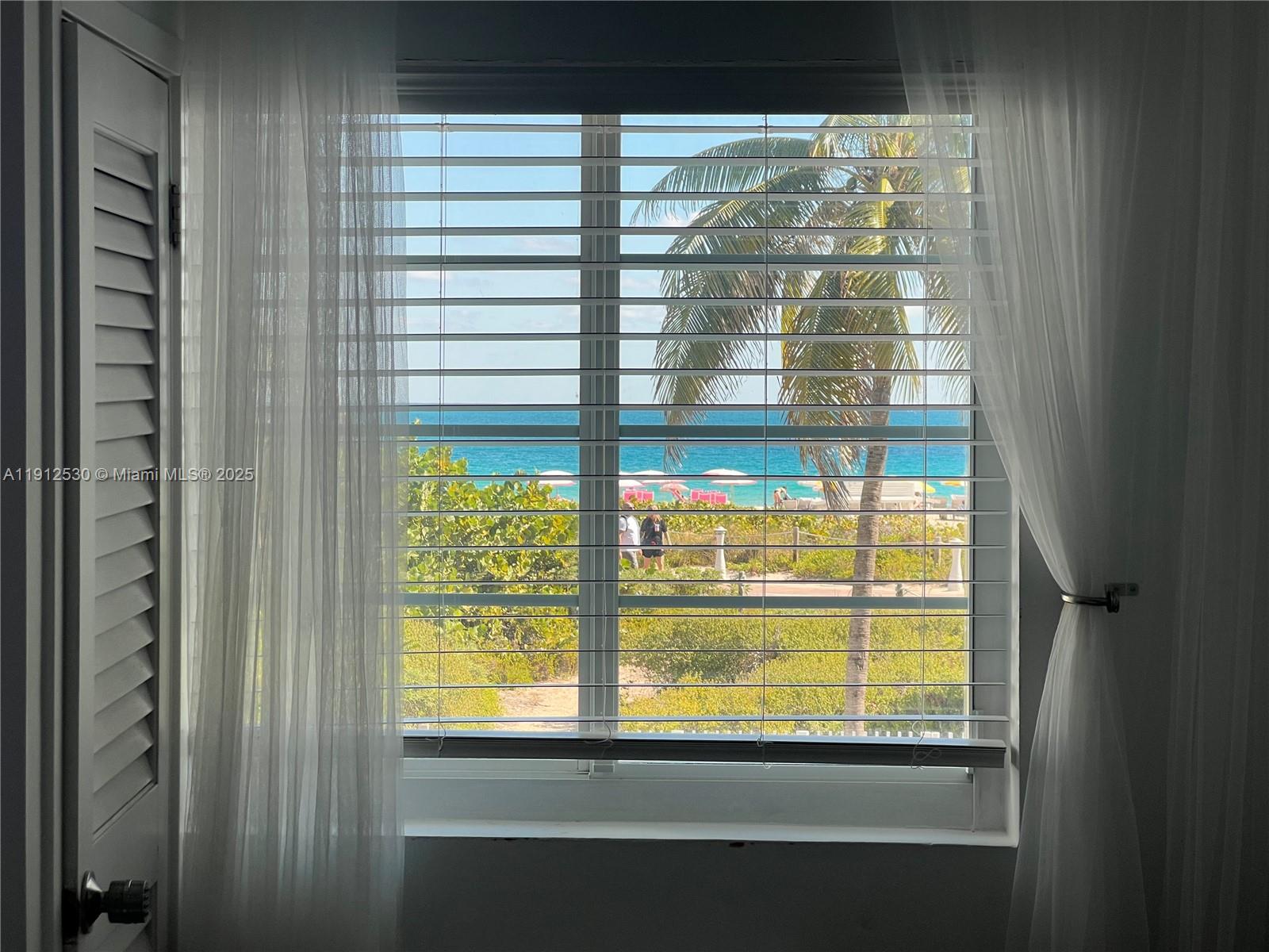 OCEAN WALK ON SOUTH BEACH - Residential