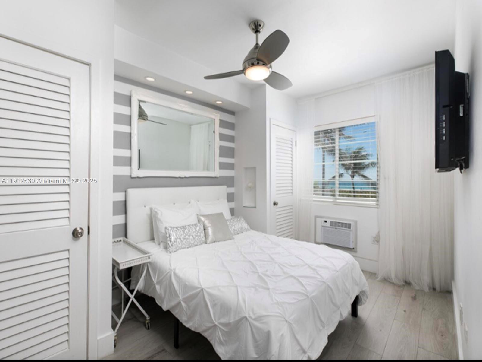 OCEAN WALK ON SOUTH BEACH - Residential