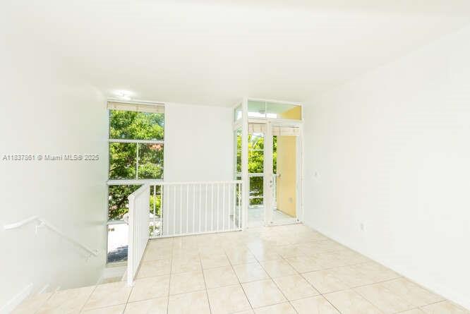 8041 Harding Ave 104