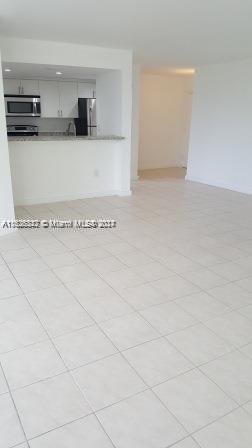LAS BRISAS@ COUNTRY CLUB - Residential