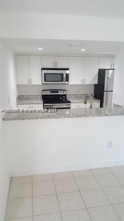 LAS BRISAS@ COUNTRY CLUB - Residential