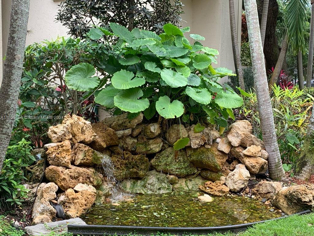 LIVE OAK CONDO ELEVEN - Residential Lease