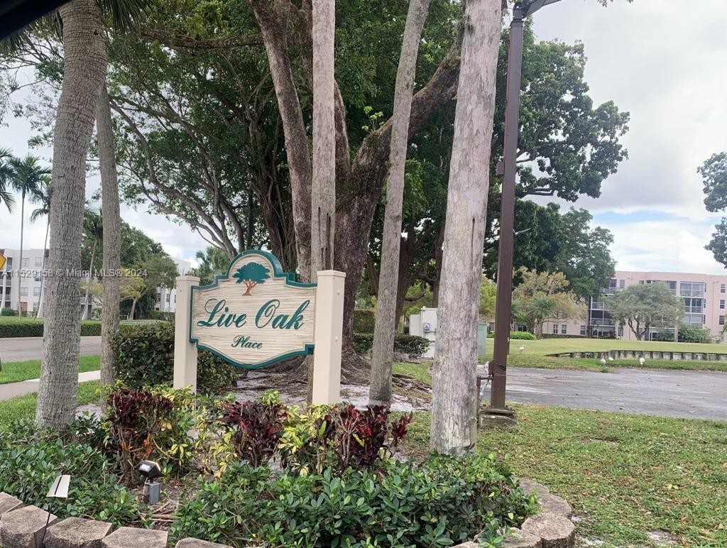 LIVE OAK CONDO ELEVEN - Residential Lease